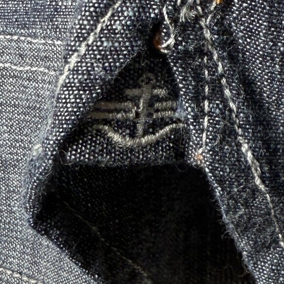 NWT Dockers Men’s Dark Denim Button Up Shirt Size M - Picture 3 of 10